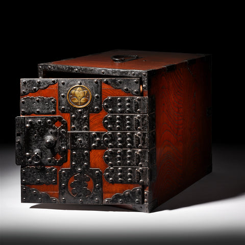Japanese Kakesuzuri Funa Dansu From Sado Island - Edo Period