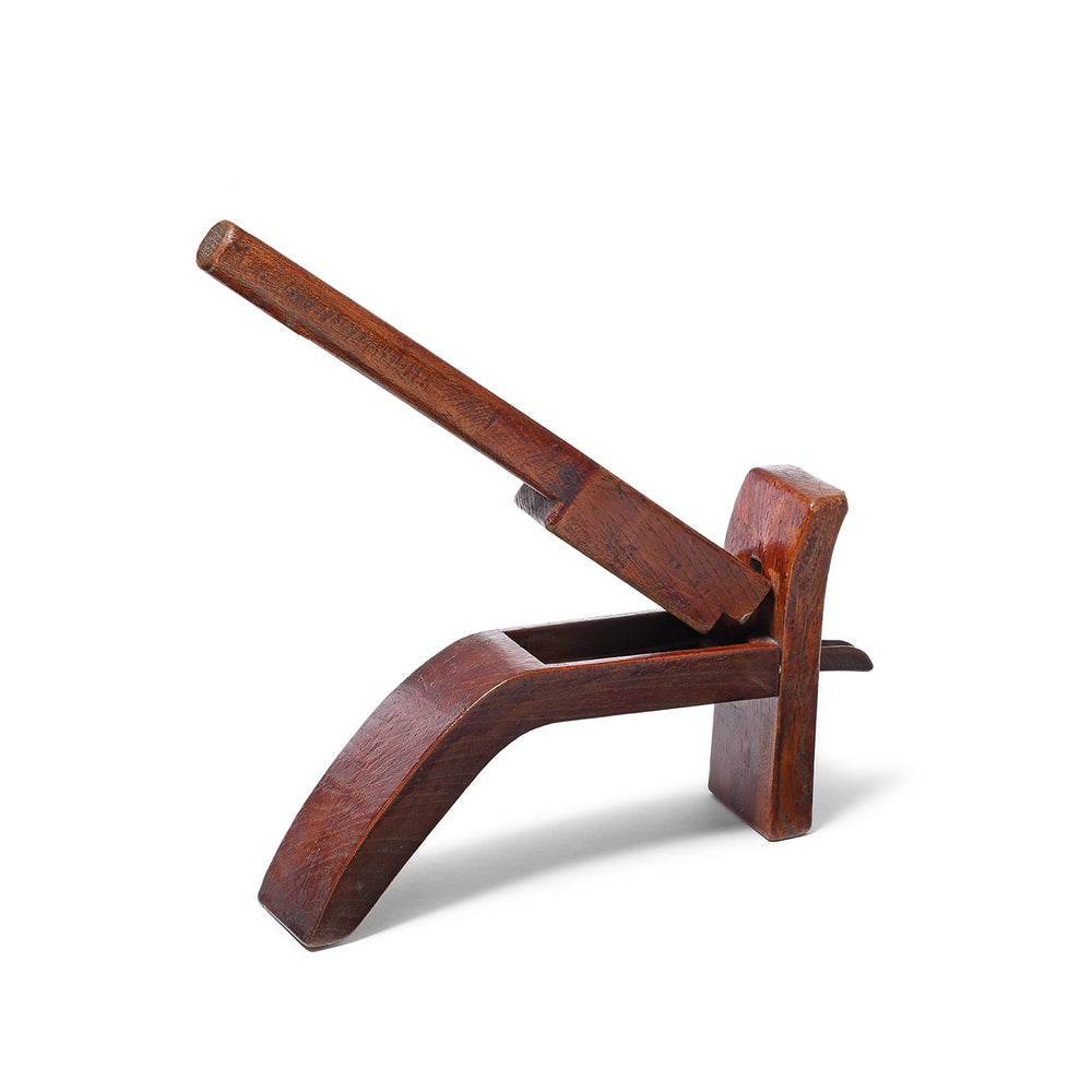 Open View Of Antique Red Elm Juicer From Jiangsu - Ca 1910 | Indigo Antiques