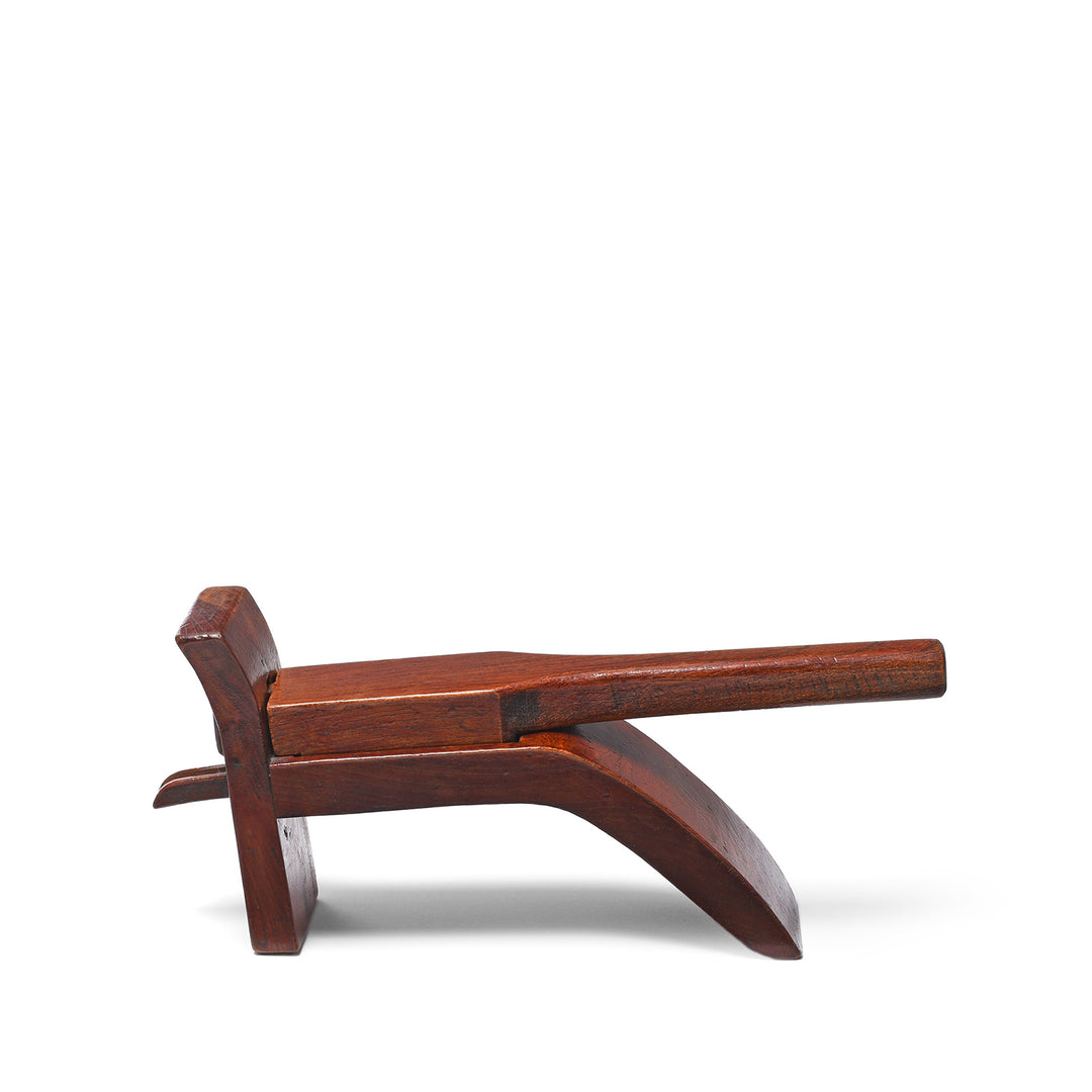 Antique Red Elm Juicer From Jiangsu - Ca 1910 | Indigo Antiques