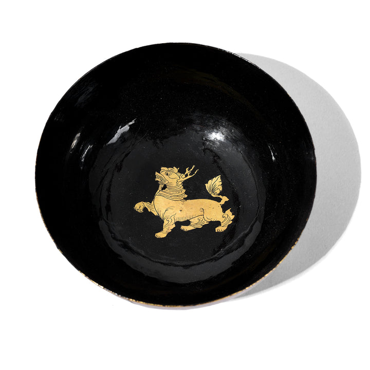 Early 20th Century Burmese Lacquer Tea Bowl With Gilded Dragon And Floral Decoration For The Chinese Market