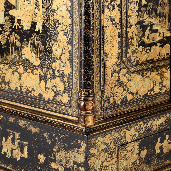 Pillar Detail From Antique Gilt Black Lacquer Chinese Export Jewellery Cabinet - Early 19th Century | Indigo Antiques