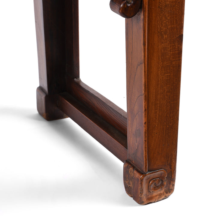 Leg Detail From Antique Red Elm Bench From Jiangsu With Rattan Seat - 19th Century | Indigo Antiques