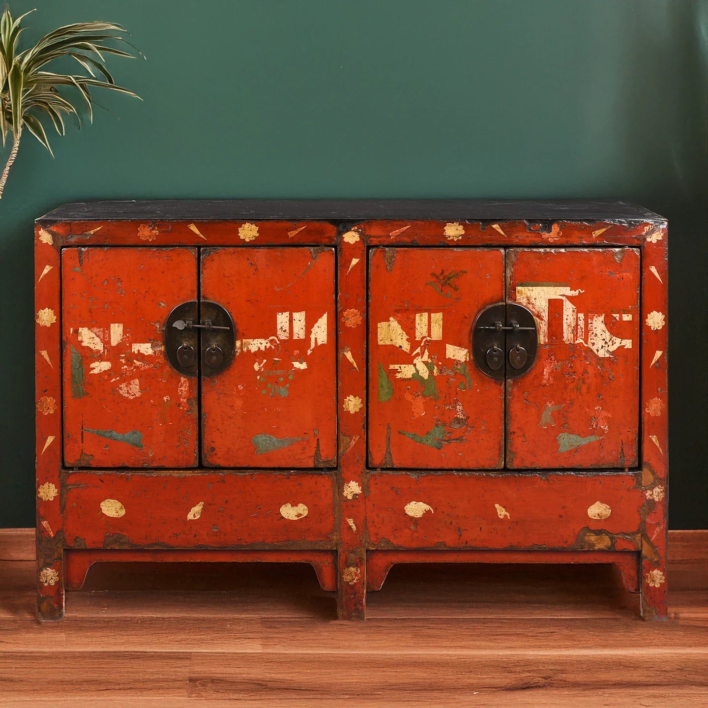 Red lacquer Chinese sideboard