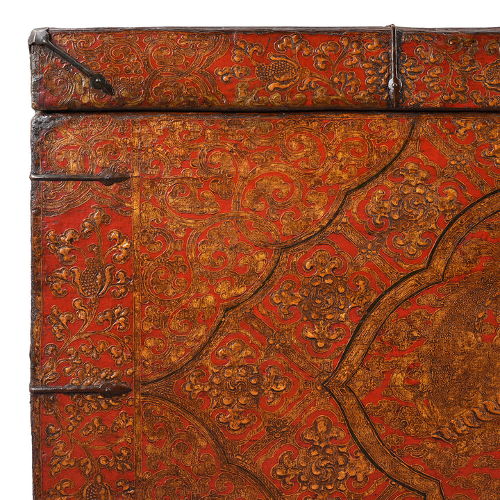 Corner Detail Showing Gold Pattern Detailing From Antique Painted Tibetan 'Dragon' Storage Chest | Indigo Antiques