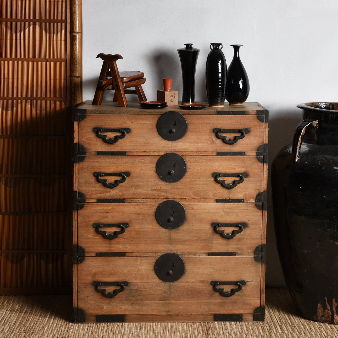 Antique Kanto Style Japanese Isho Dansu - Late Meiji Era - Sugi & Kiri Wood| Indigo Antiques
