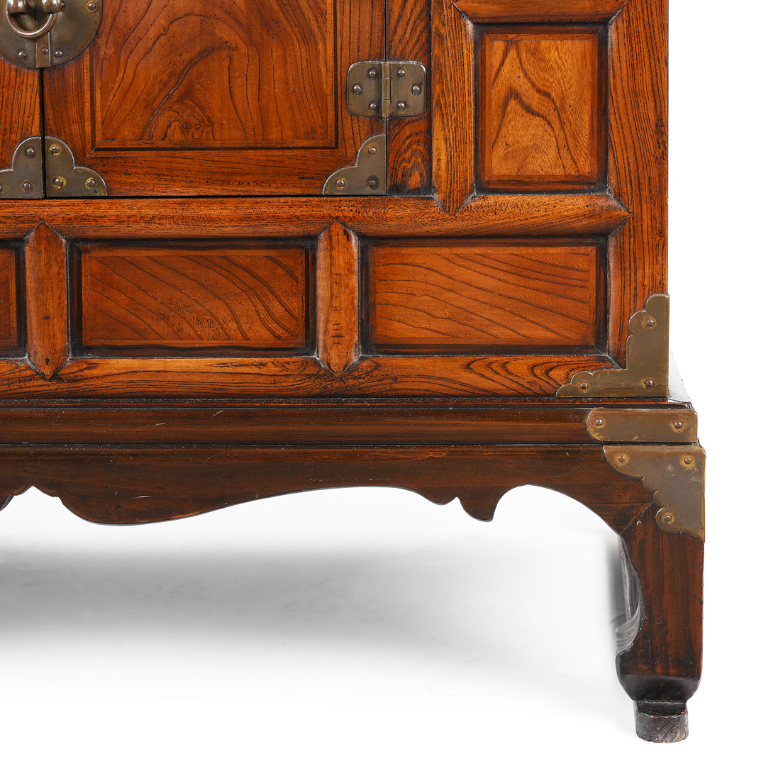 Detail Showing Grain And Leg Carving From  Vintage Korean Morijang Side Cabinet  | Indigo Antiques