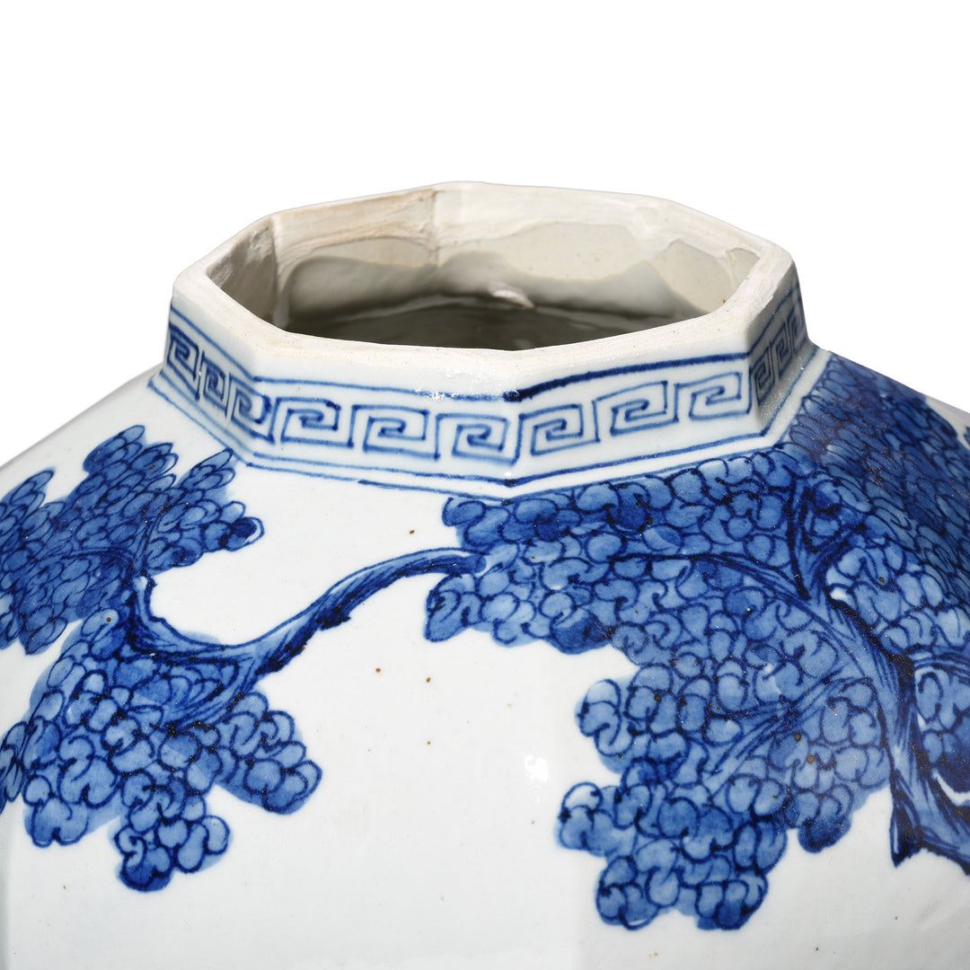 Rim Detail From Facetted Chinese Blue & White Porcelain Temple Jar - Women & Children| Indigo Antiques