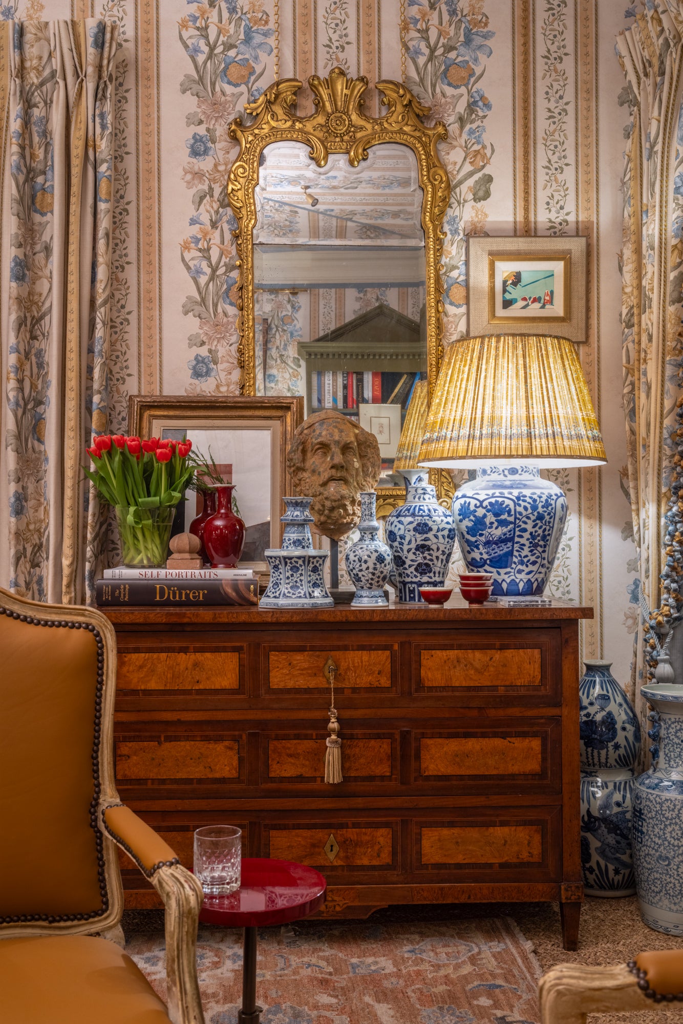 Blue & White Chinese porcelain vases collaboration with Sean Symington Design at Wowhouse London