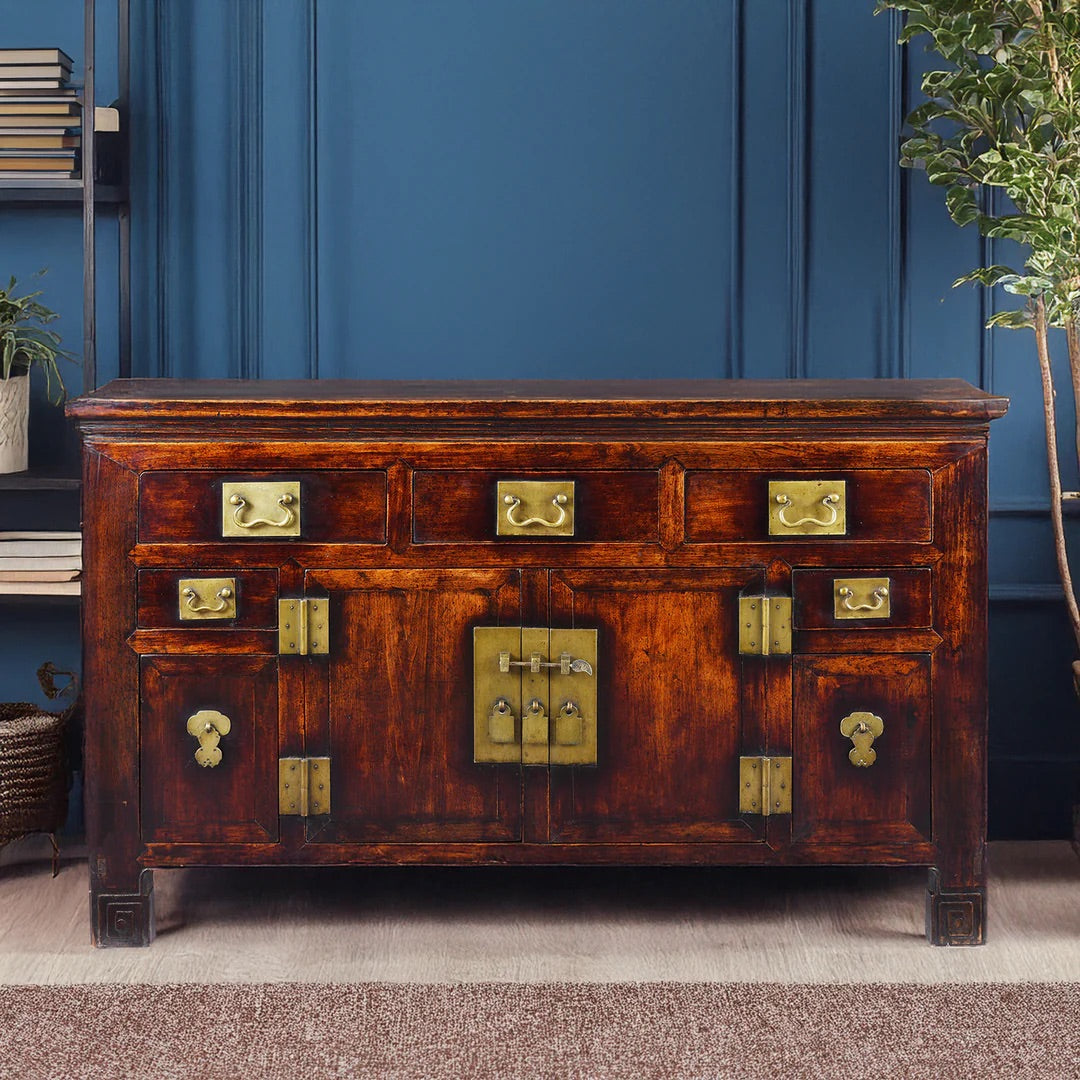 A Tianjin Sideboard Made From Catalpa & Elm in a Modern Interior