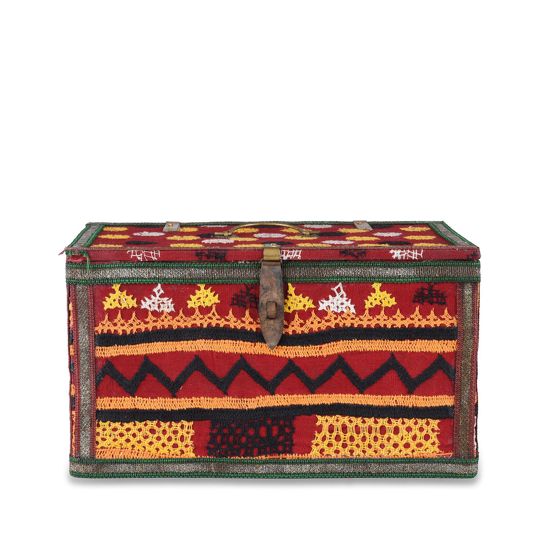 Vintage Patterned Textile Box From Rajasthan | Indigo Antiques