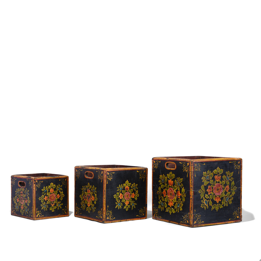 Vintage indian Black Painted Set Of 3 Planters | Indigo Antiques