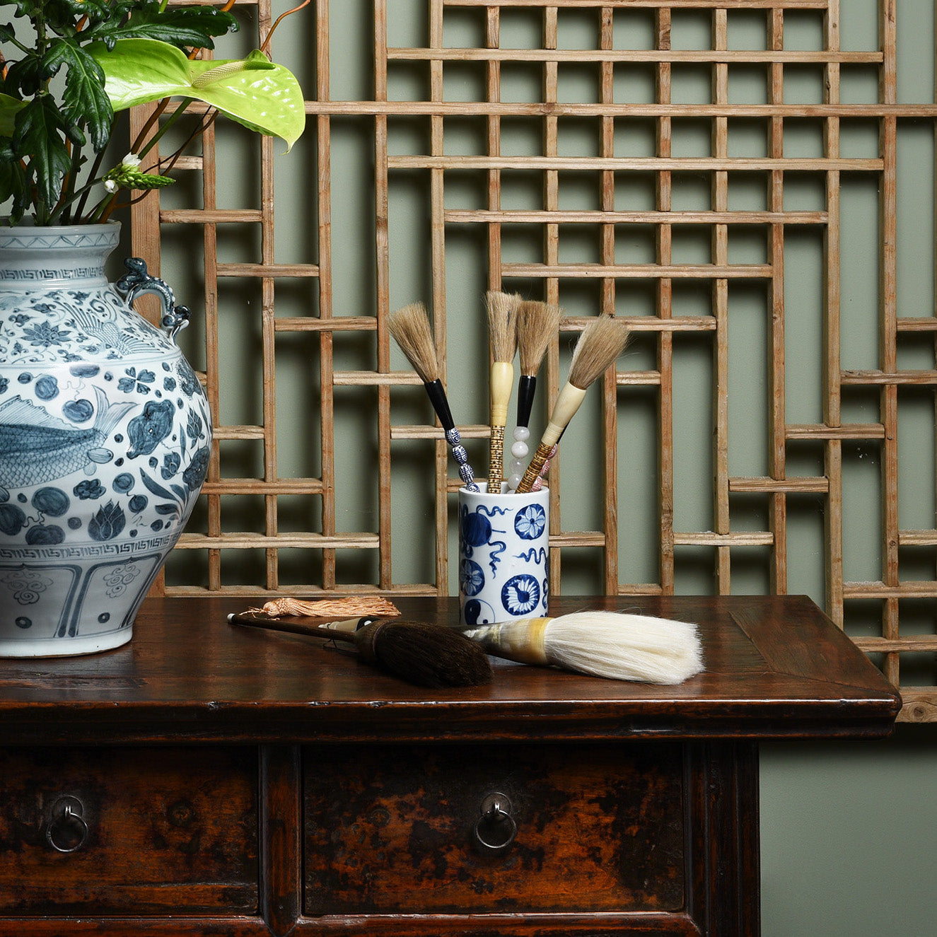 Blue and white porcelain vase and paint brush holder