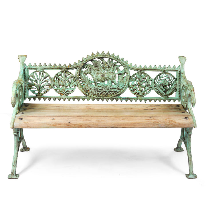 Reproduction Indian Cast Iron Garden Bench with Decorative Dog Motif €“ Vintage-Style Outdoor Seating