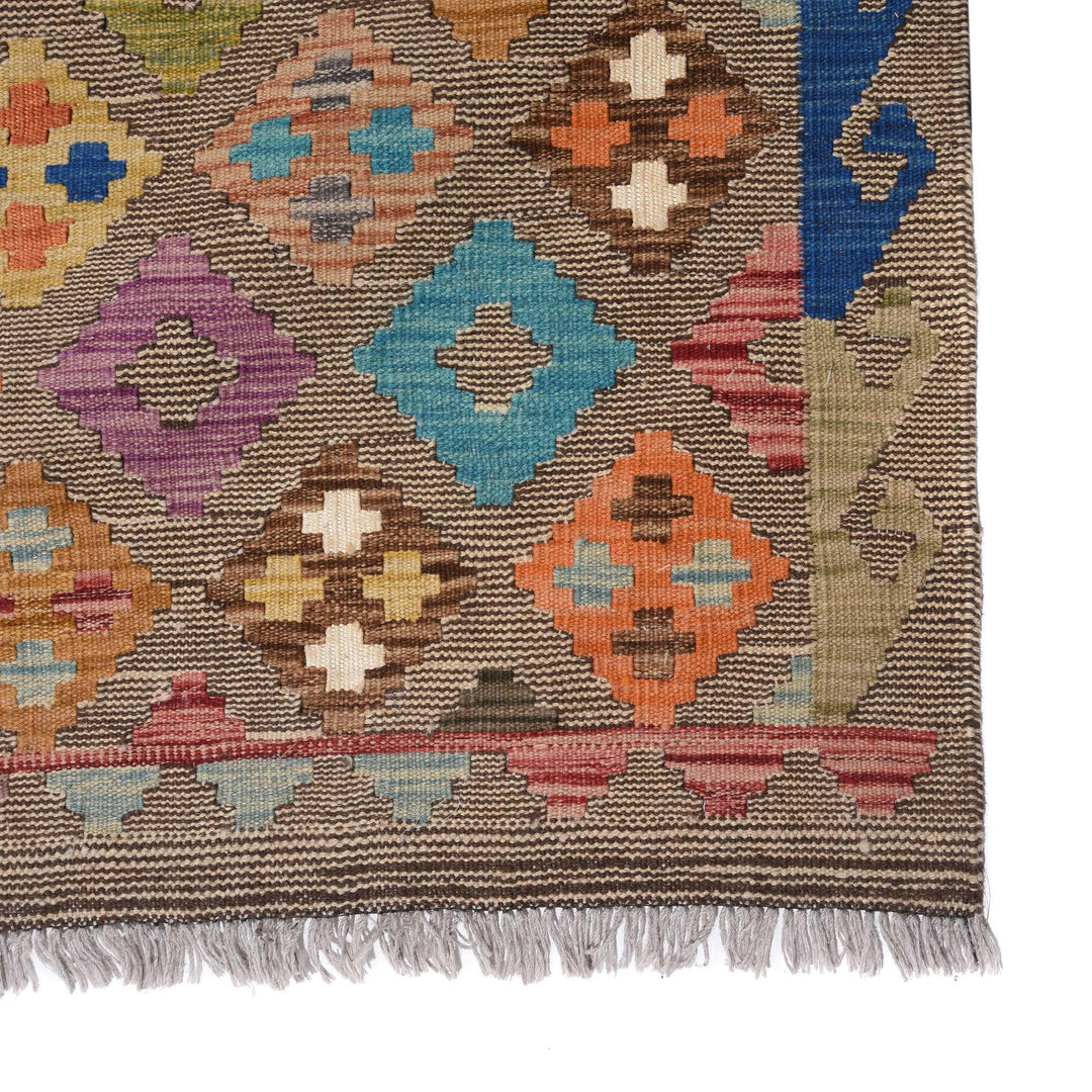 Corner Detail From Shirvan Rug - 185 x 124cm | Indigo Antiques