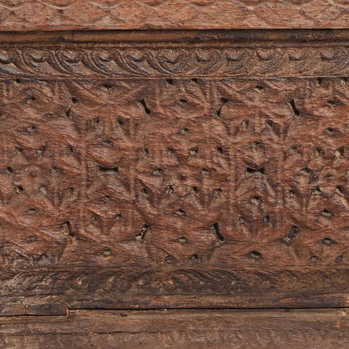 Carving Detail From Old Indian Window Shutter From Shekhawati - 19thC | Indigo Antiques