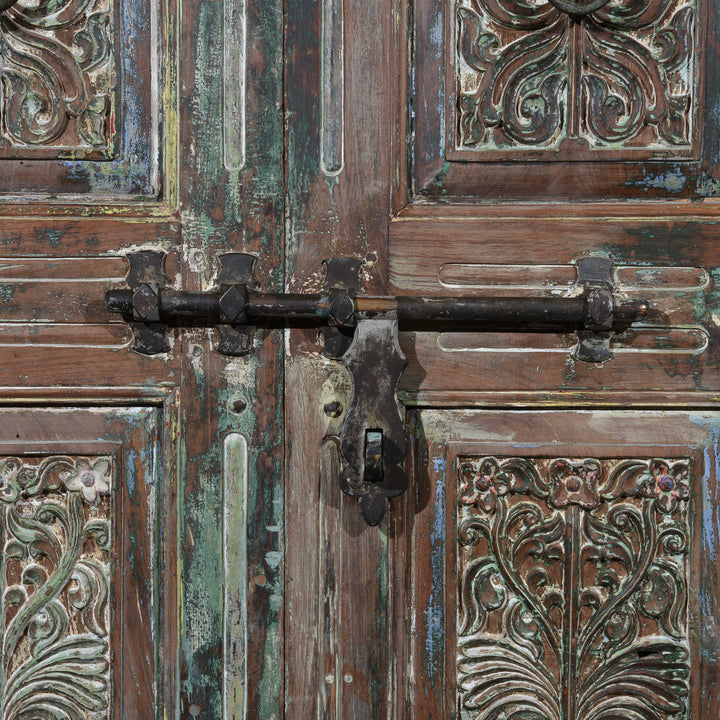 Front Latch Detail On Old Painted Indian Doors From Gujarat - 19thC | Indigo Antiques