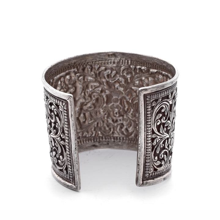 Tribal Indian Silver Elephant Cuff Bracelet | Indigo Antiques