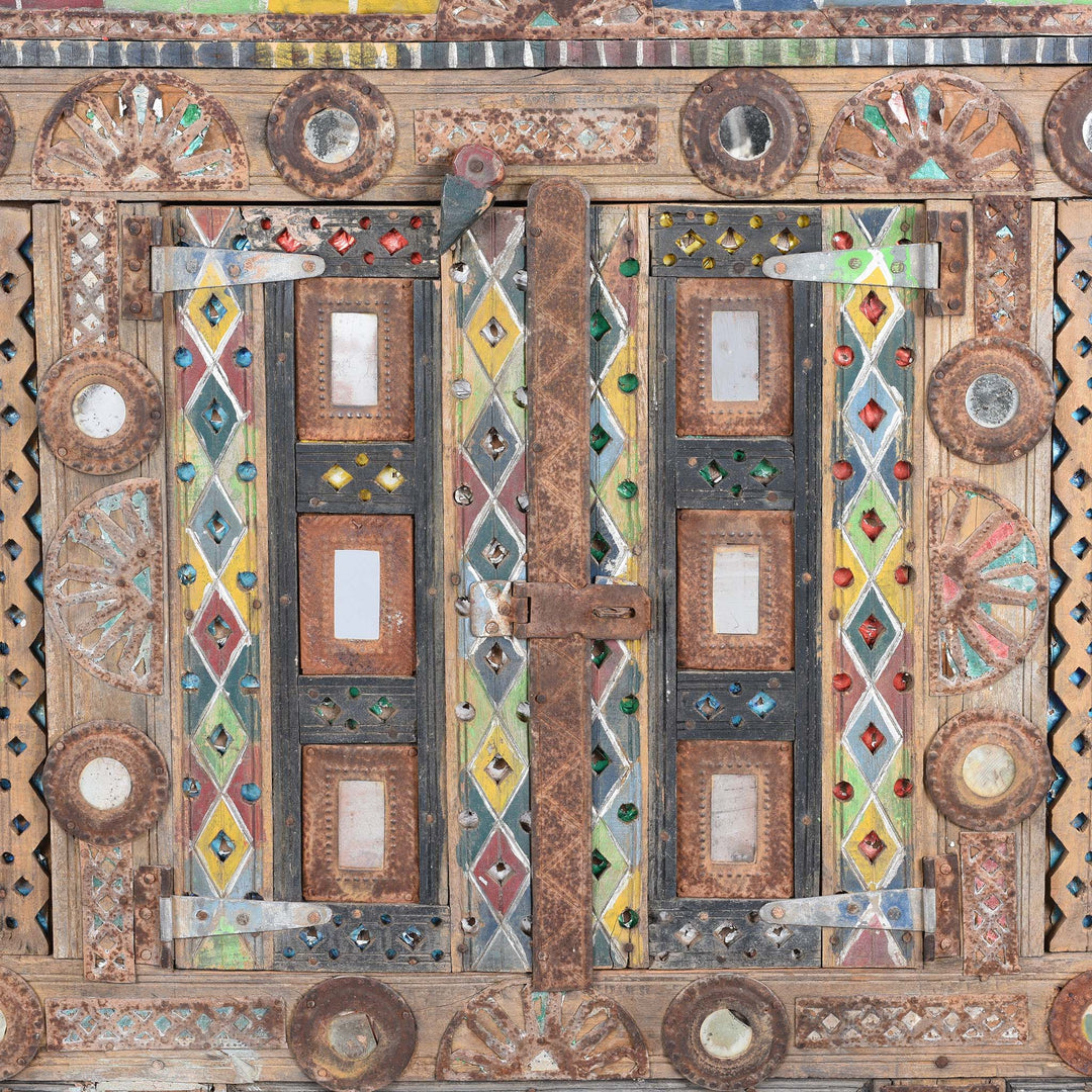 Doors Detail From Indian "Damchiya" Dowry Chest From Kutch - Ca 1920 | Indigo Antiques