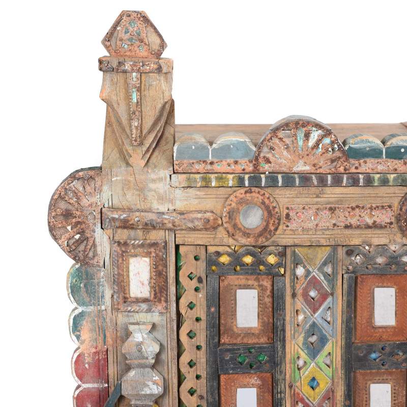Corner Detail From Indian "Damchiya" Dowry Chest From Kutch - Ca 1920 | Indigo Antiques