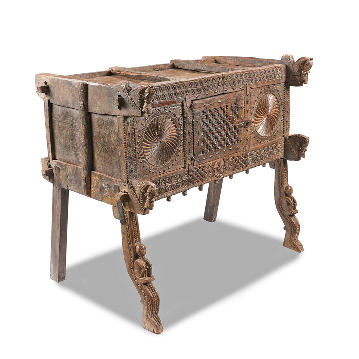 Angled View Of Carved Teak Manjus Dowry Chest From Saurashtra - 19thC | Indigo Antiques