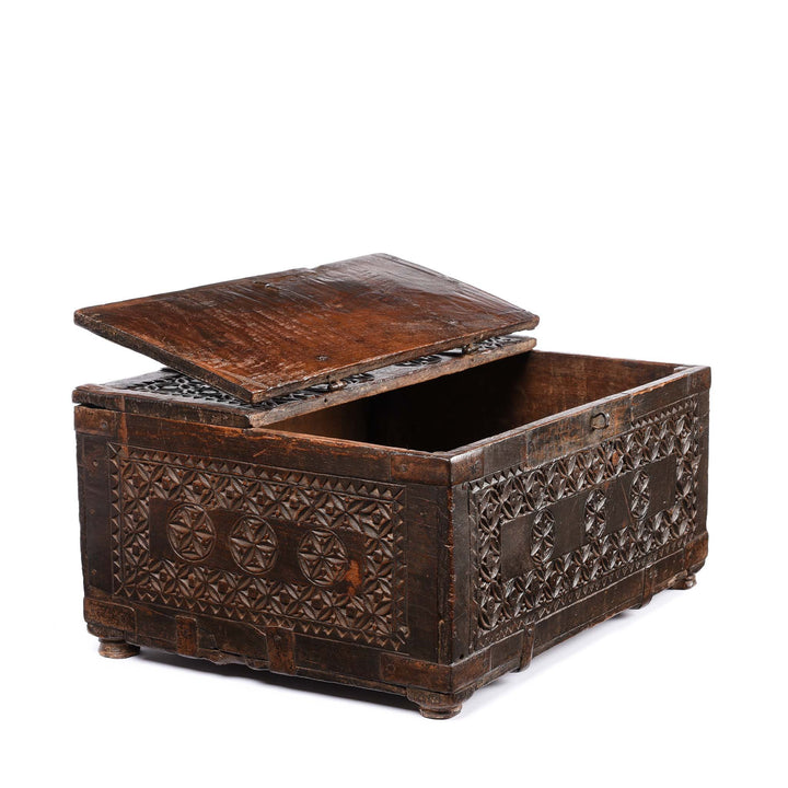 Open Lid View Of Chip Carved Merchants Box From Rajasthan - 19thC | Indigo Antiques