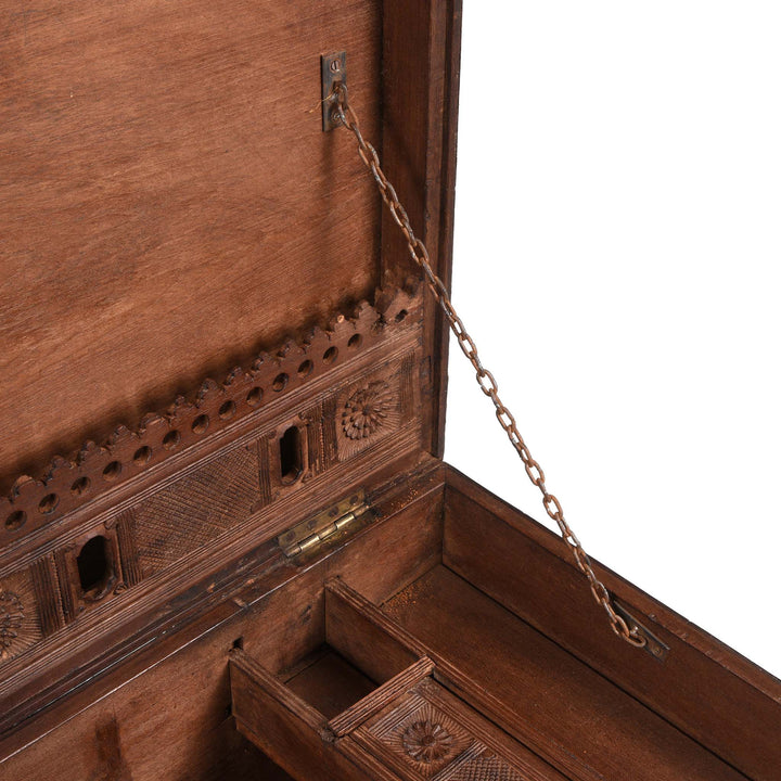 Chain Detail From Brass Bound Teak Indian Military Chest -19thC | Indigo Antiques