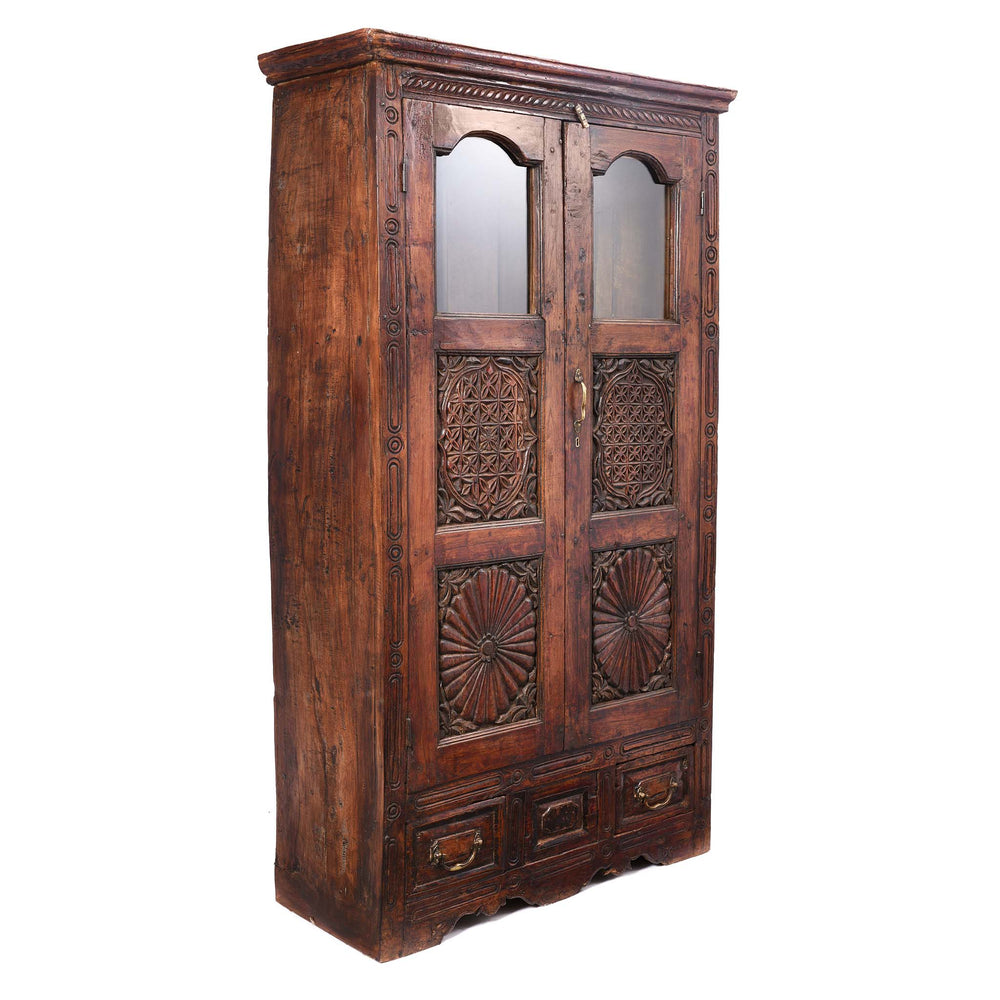 Side View Of Almirah Indian Cabinet From Gujarat - 19thC | Indigo Antiques