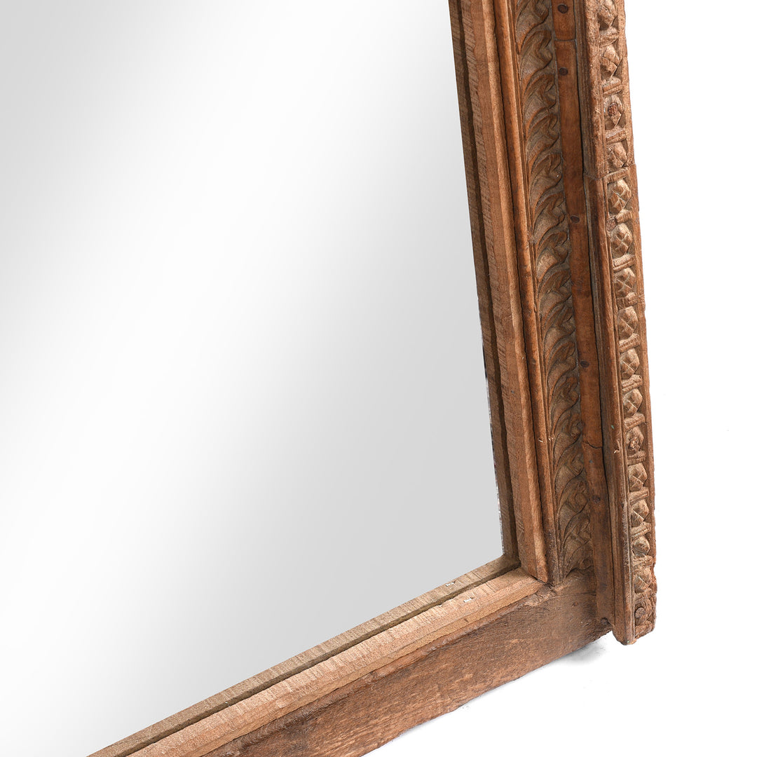 Bottom Corner Detail From Old Indian Window Mirror From Shekavati - 19thC | Indigo Antiques