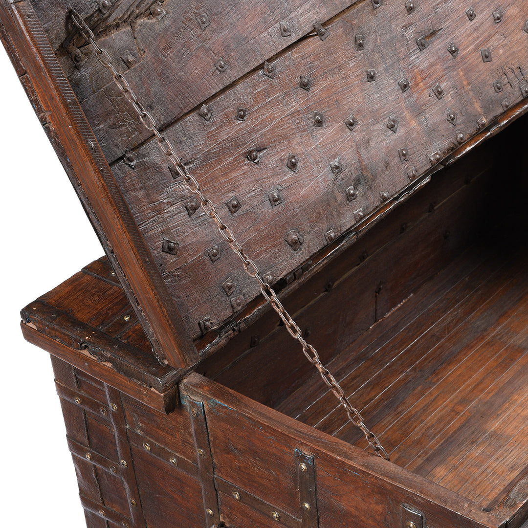 Chain Detail From Antique Iron Bound Indian Chest From Gujarat - 19thC | Indigo Antiques