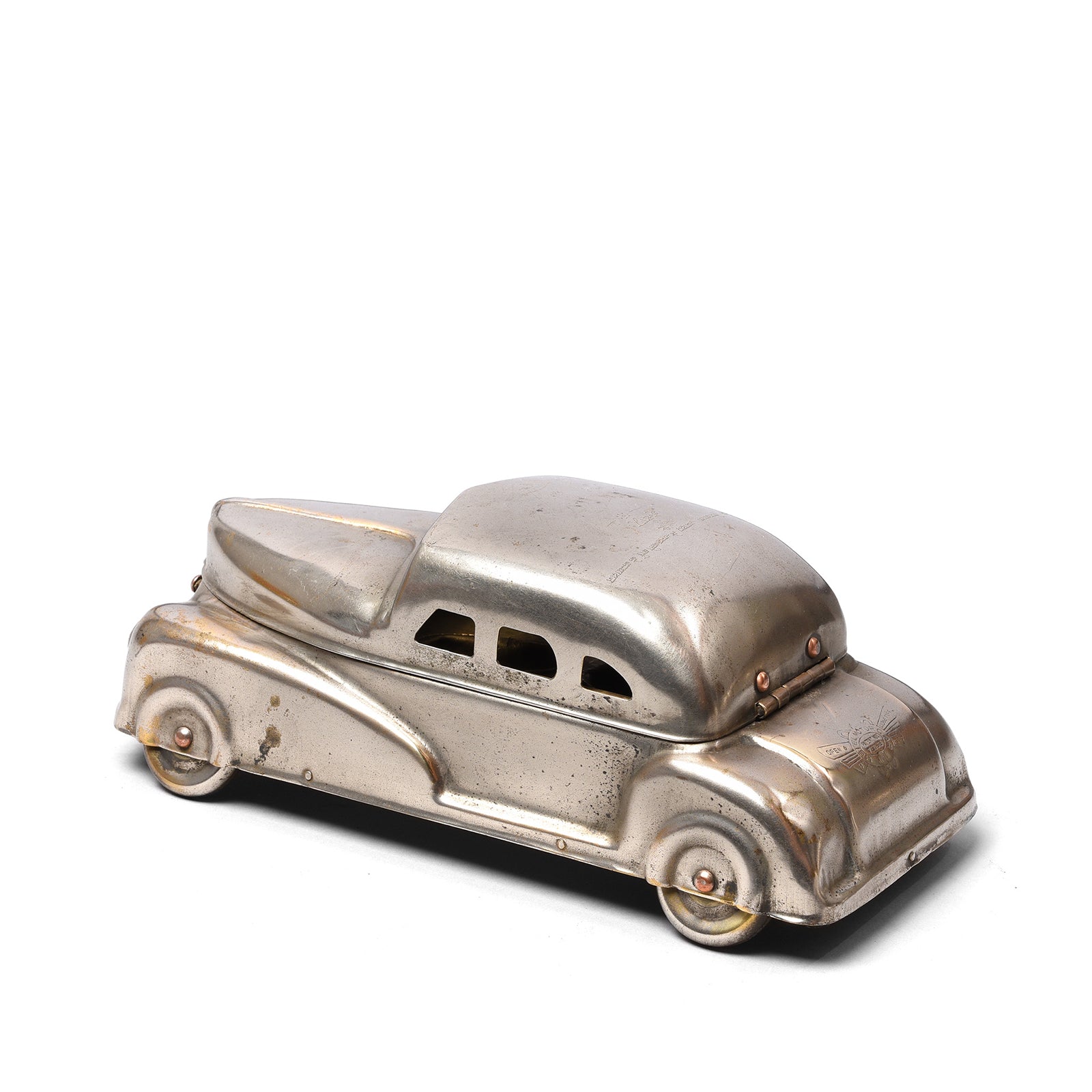 Vintage Brass Car Betel Nut Box - Ca 1940's Vintage Brass Car Betel Nut Box - Ca 1940's