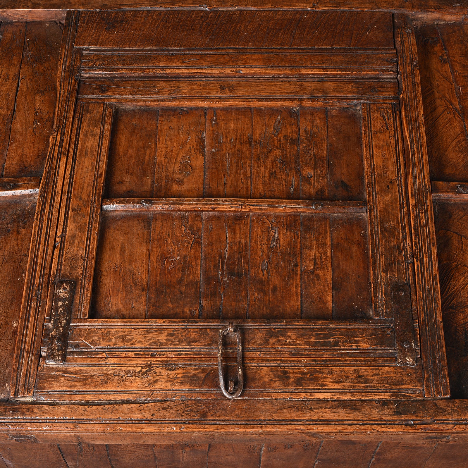 Lid Detail From Antique Indian Stick Box Chest From Rajasthan - 19th Century | Indigo Antiques