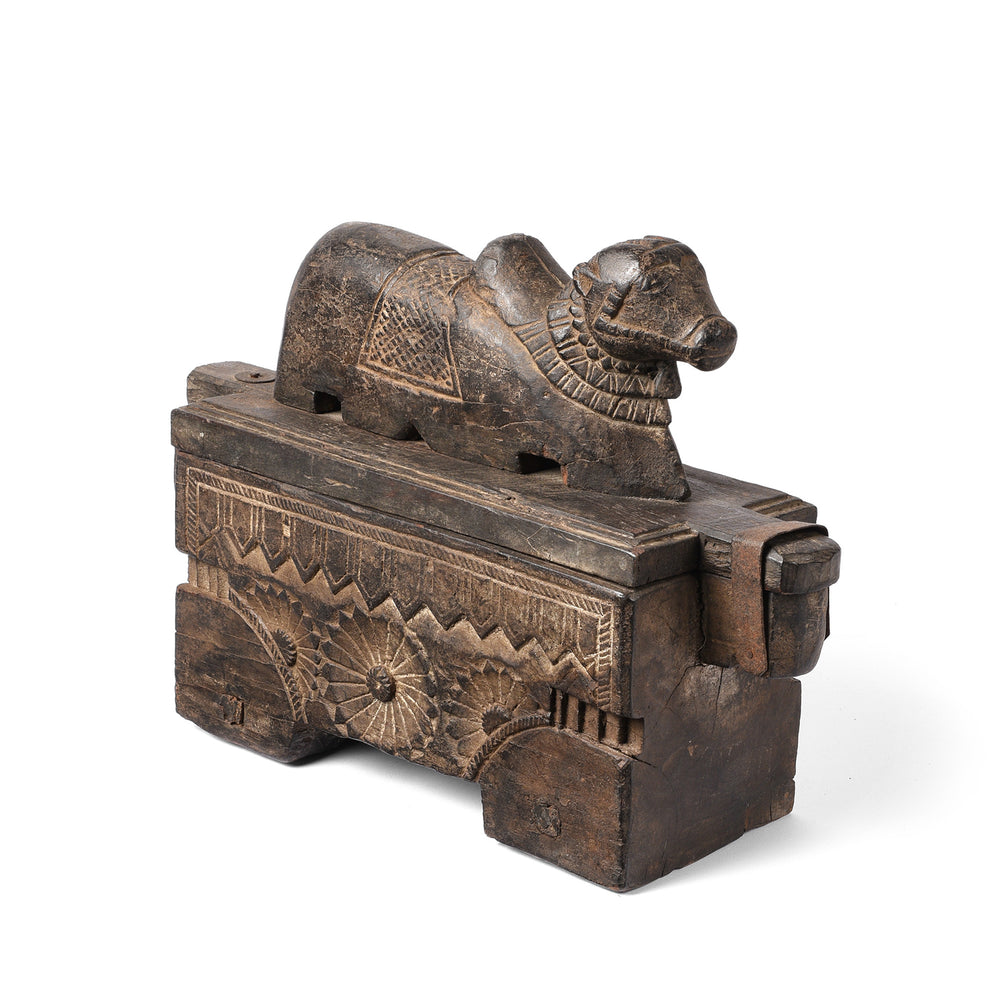 Angled View Of Antique Indian Nandi Bull Tikka Ash Box From South India - 19th Century | Indigo Antiques