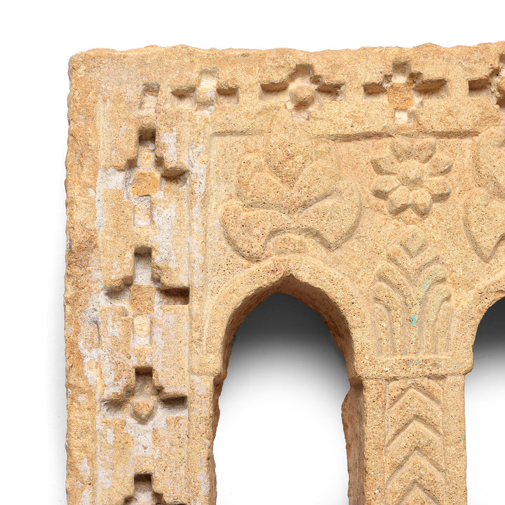 Corner Detail From Antique Old 3 Way Stone Lamp Niche From Jaisalmer - 19Th Century | Indigo Antiques