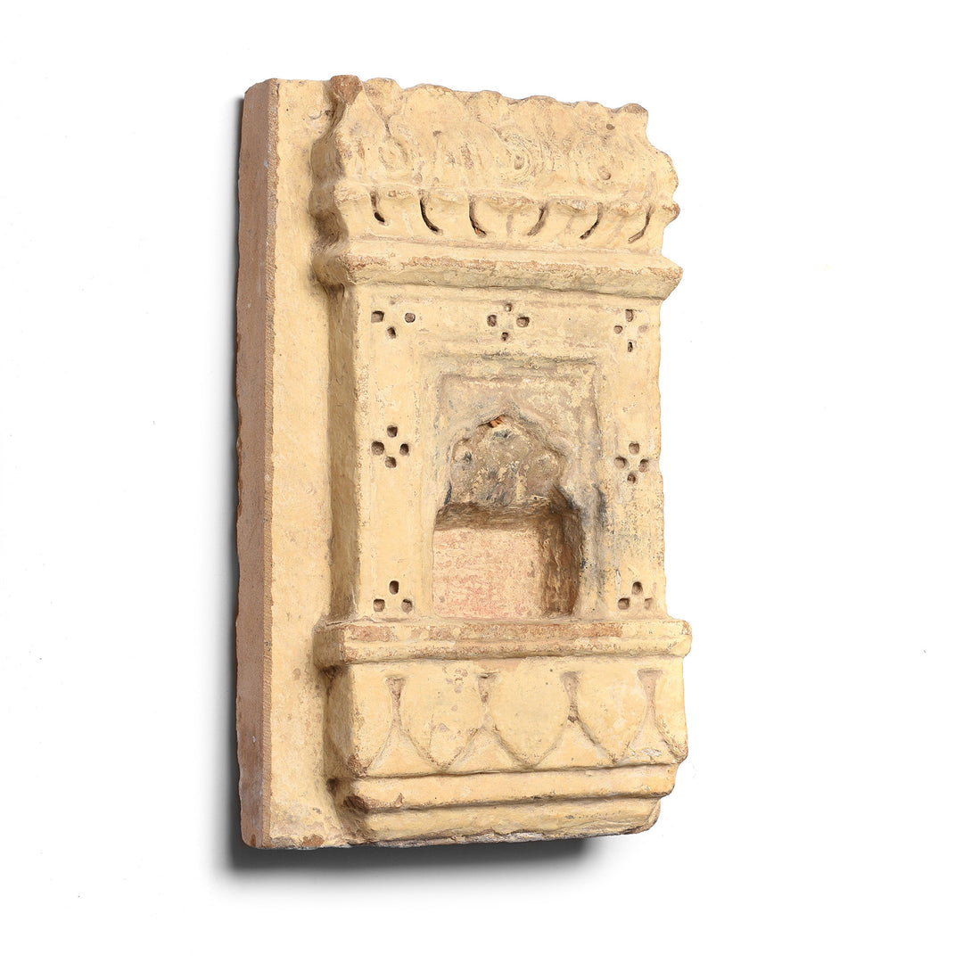 Angled VIew Of Carved Stone Lamp Niche From Rajasthan (Right Facing) - 18thC | Indigo Antiques