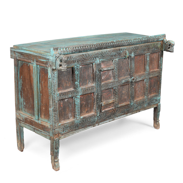 Angled View Of Carved Teak Manjus Dowry Chest From Saurashtra - 19thC | Indigo Antiques