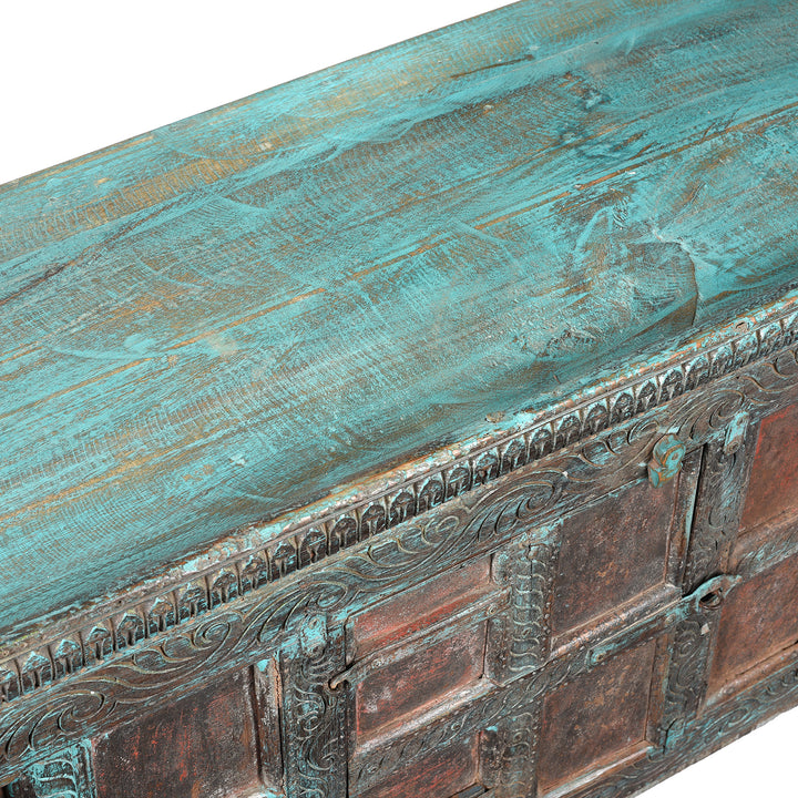 Surface Top View Of Carved Teak Manjus Dowry Chest From Saurashtra - 19thC | Indigo Antiques