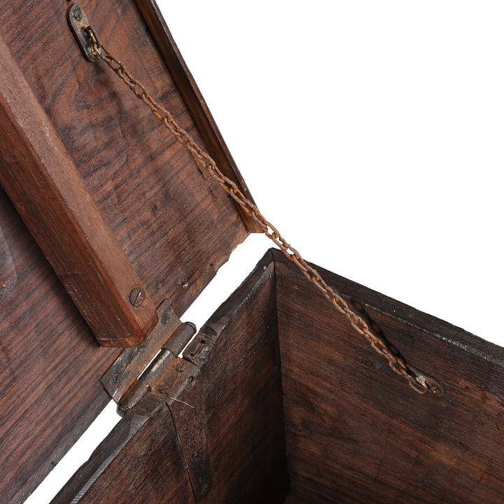 Chain Detail From Iron Bound Indian Rosewood Chest From Kutch - 19thC | Indigo Antiques