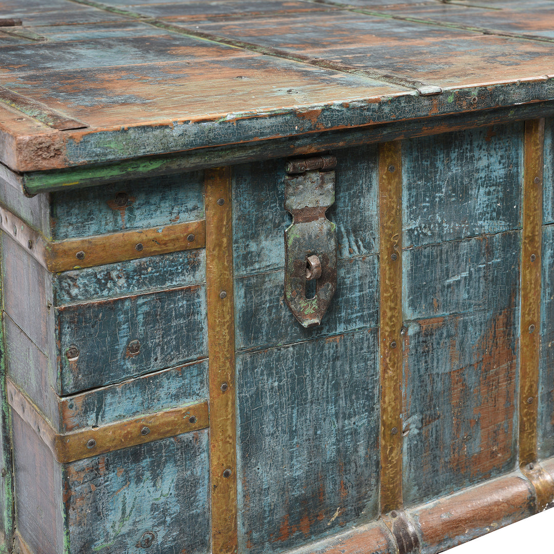 Latch Detail Of Blue Painted Indian Chest From Gujarat - 19thC | Indigo Antiques