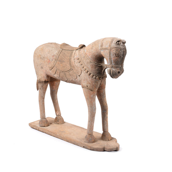 Carved Teak Horse From The Rann Of Kutch - 19th Century