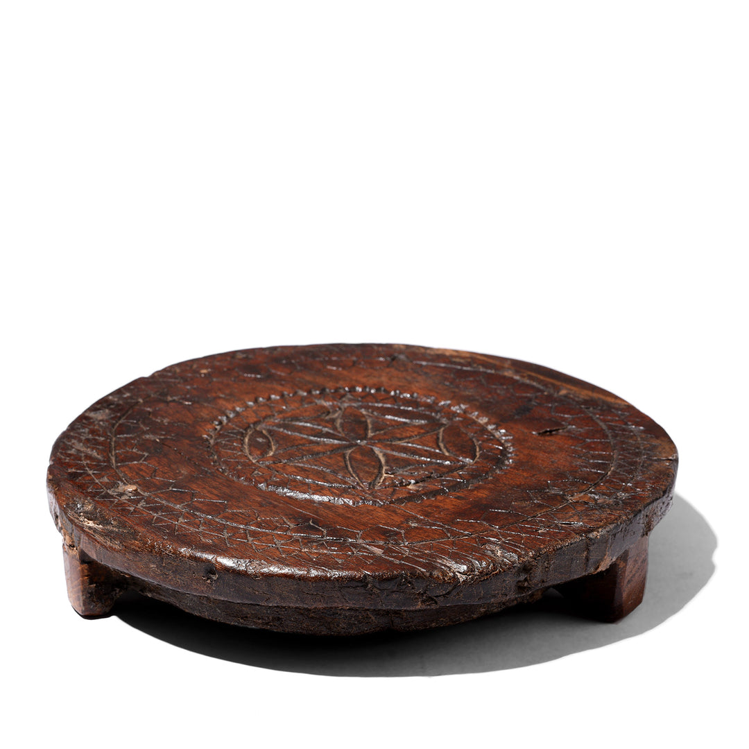 Antique Carved Teak Chapati Board From The Rann Of Kutch - Ca 1920 | Indigo Antiques