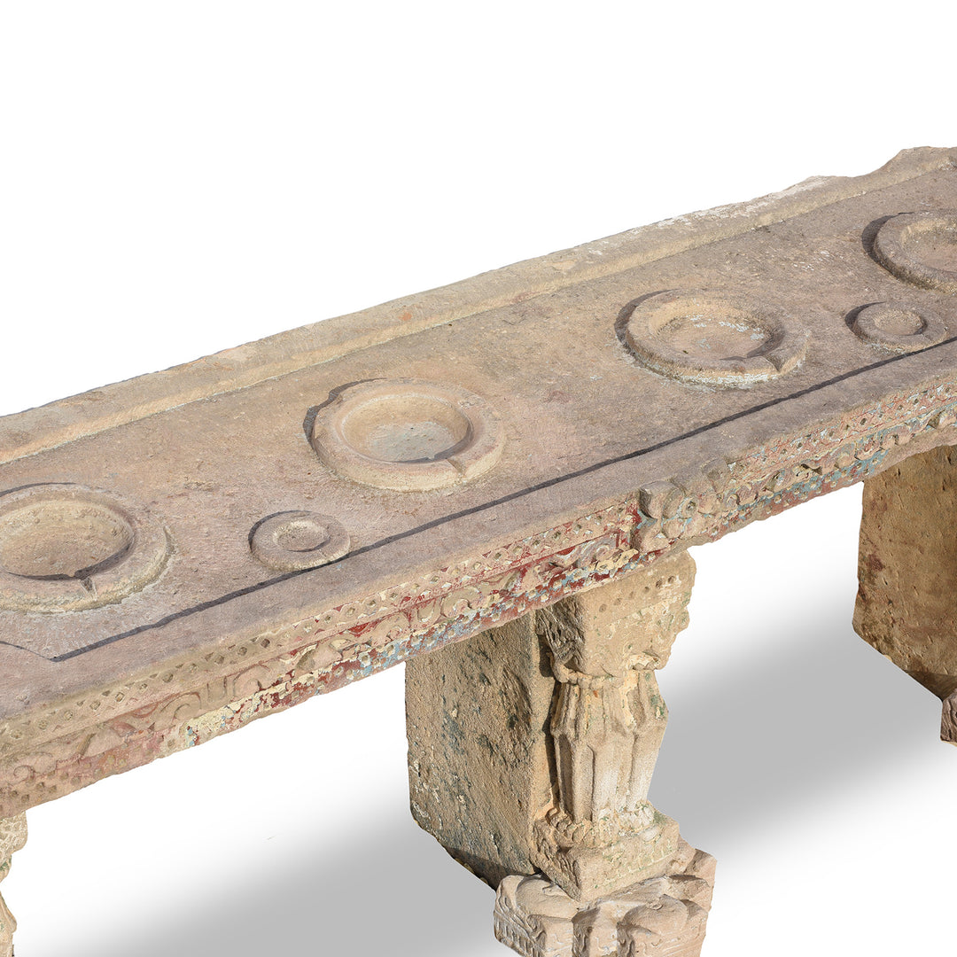 Top View Of Carved Stone Indian Water Pot Stand (Parindah) From Gujerat - 19thC - 19thC | Indigo Antiques