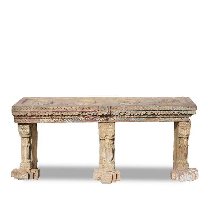 Carved Stone Indian Water Pot Stand (Parindah) From Gujerat - 19thC - 19thC | Indigo Antiques