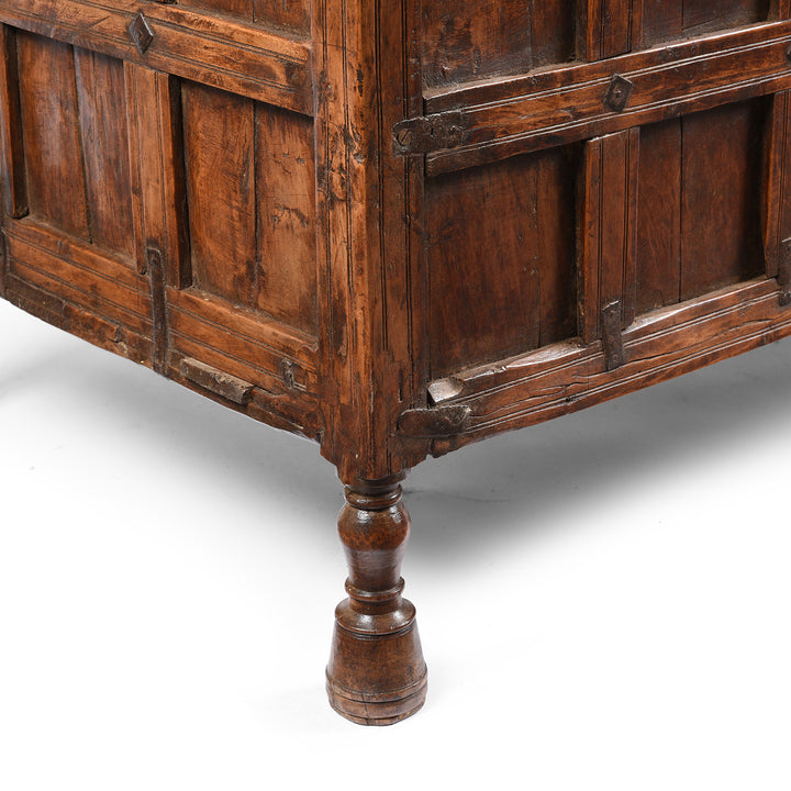 Leg Detail From Indian Stick Box Chest From Jaisalmer - Ca 1920 | Indigo Antiques