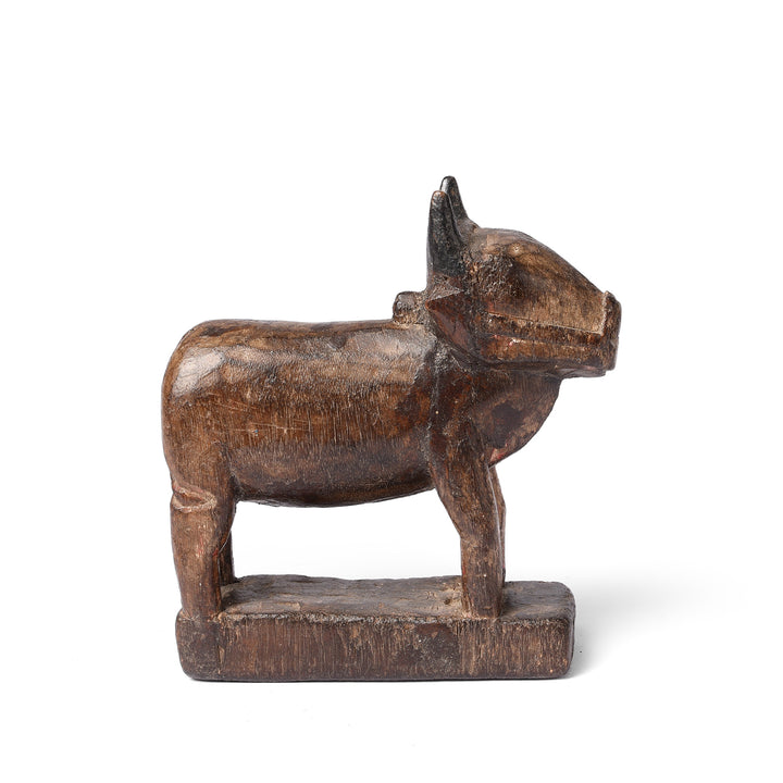 Angled View Of Carved Teak Nandi Bull Toy From Andhra Pradesh - Ca 1920 | INDIGO ANTIQUES
