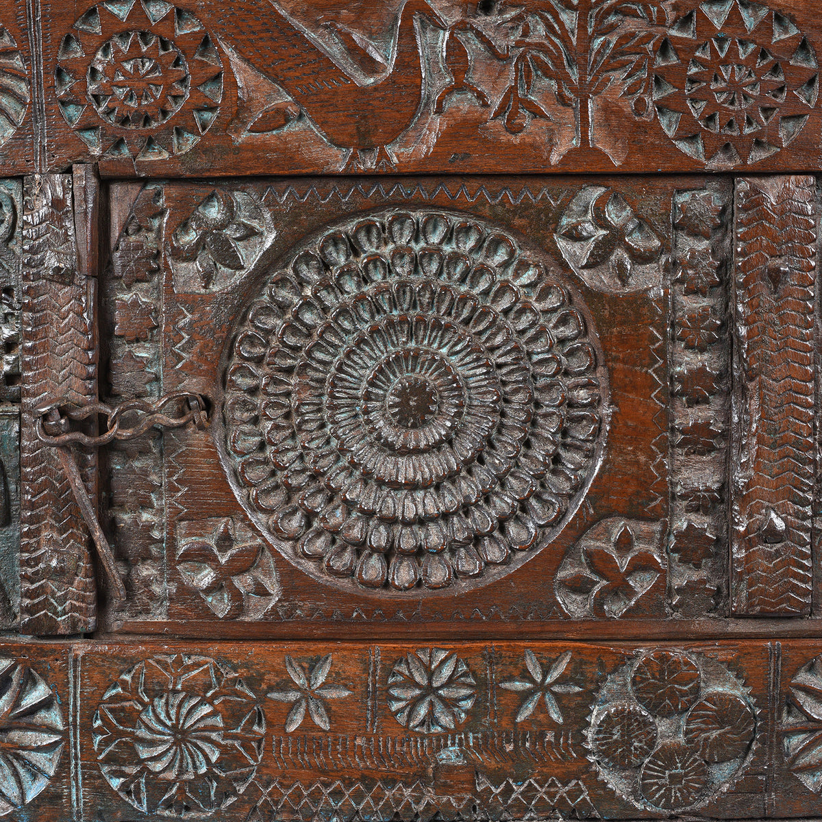 Carving Detail From Antique Indian Teak &quot;Damchiya&quot; Dowry Chest From Saurashtra - 19th Century | Indigo Antiques