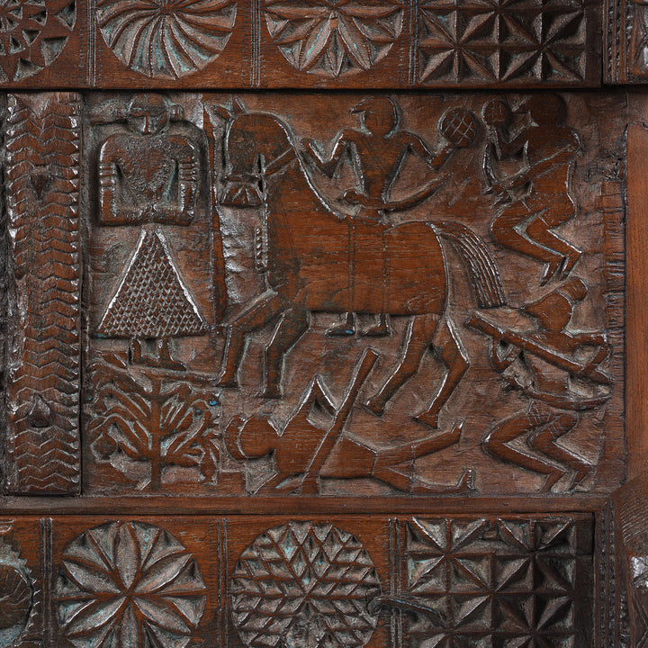Carving Detail From Antique Indian Teak "Damchiya" Dowry Chest From Saurashtra - 19th Century | Indigo Antiques