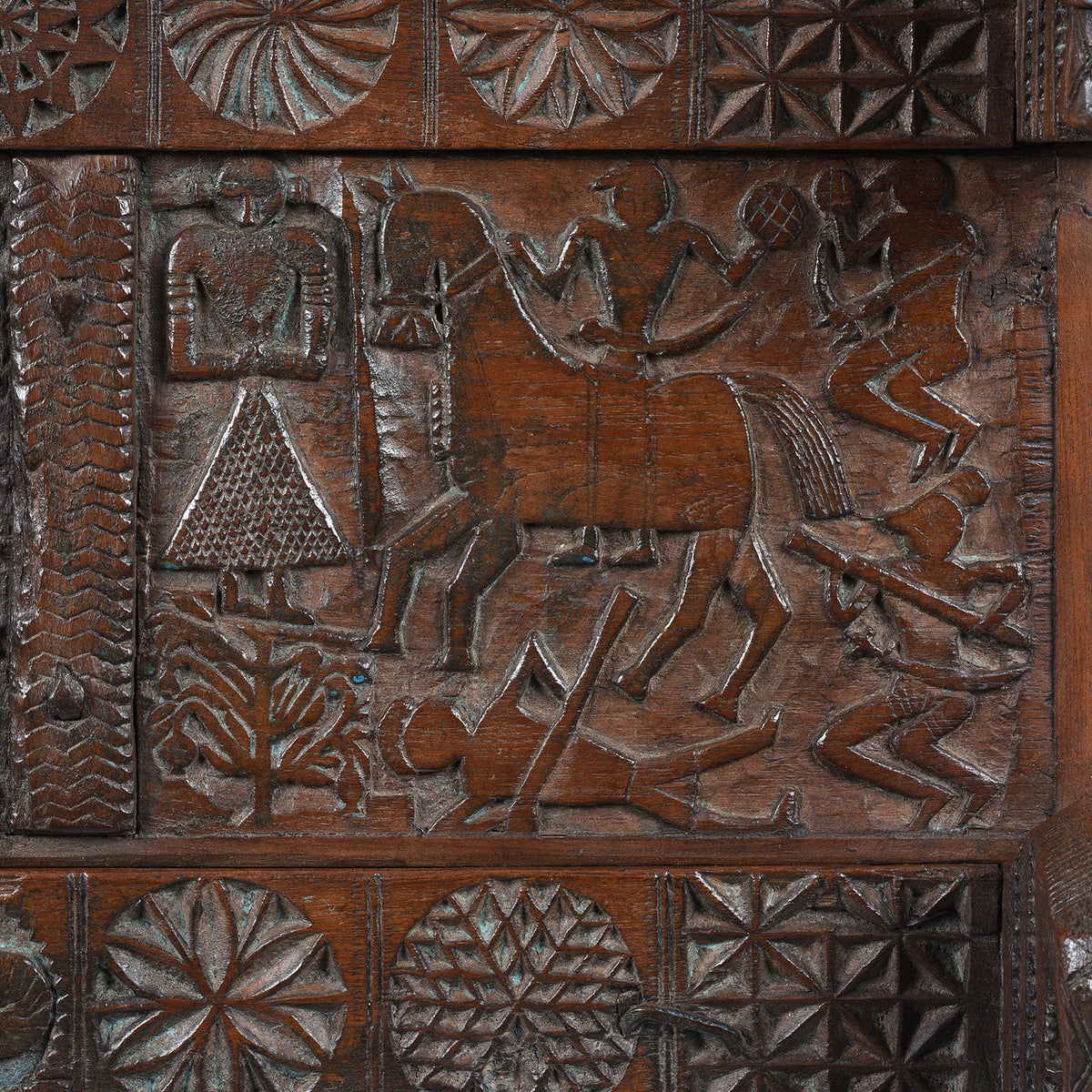Carving Detail From Antique Indian Teak &quot;Damchiya&quot; Dowry Chest From Saurashtra - 19th Century | Indigo Antiques