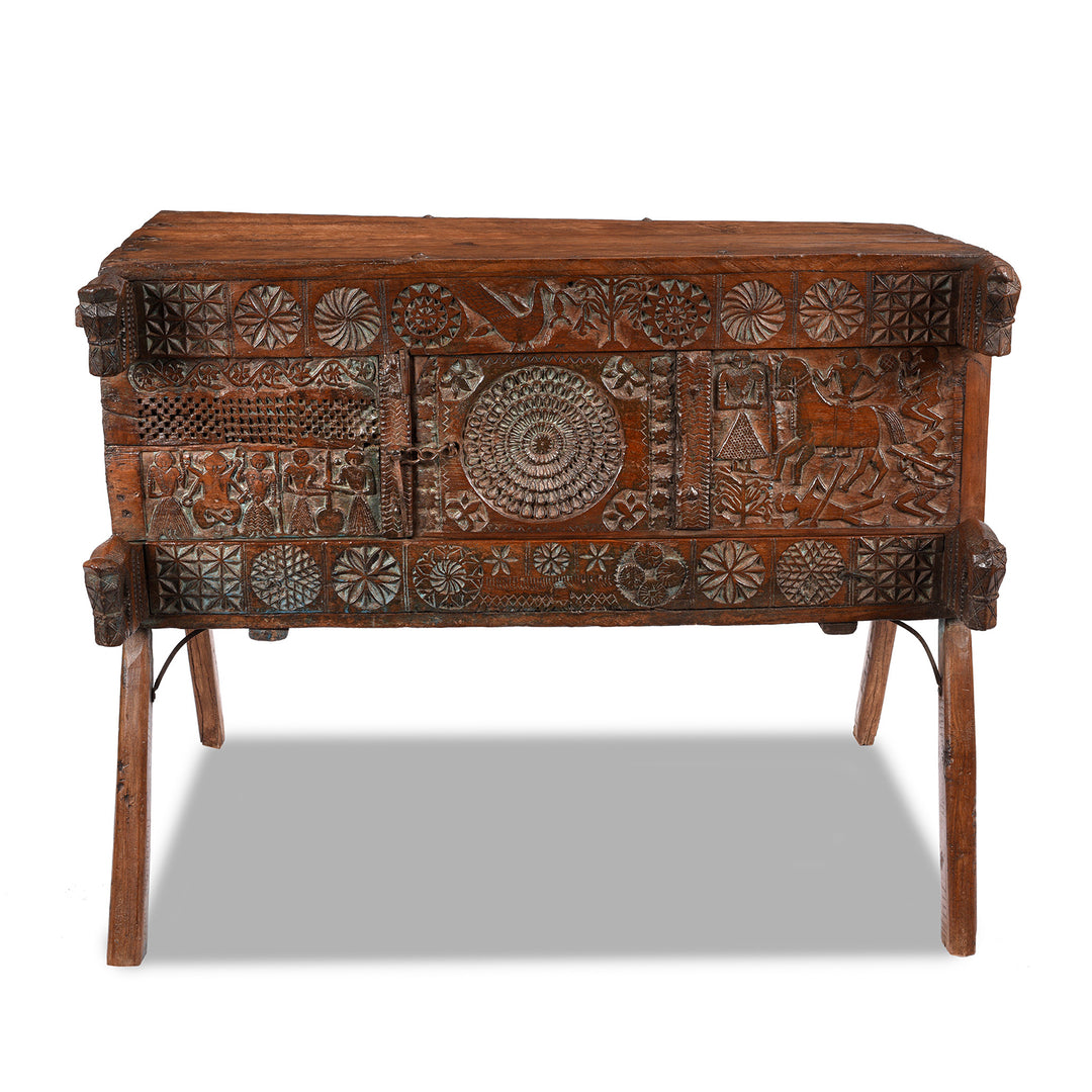 Antique Indian Teak "Damchiya" Dowry Chest From Saurashtra - 19th Century | Indigo Antiques