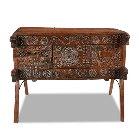 Carved Teak Majus Dowry Chest From Saurashtra - 19th Century