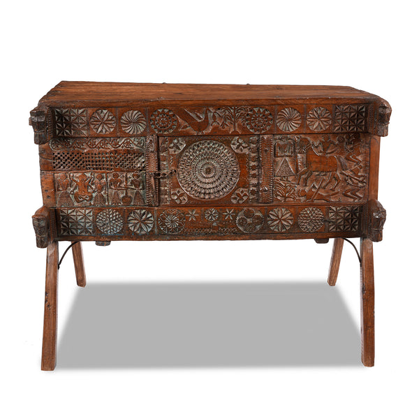 Carved Teak Majus Dowry Chest From Saurashtra - 19th Century